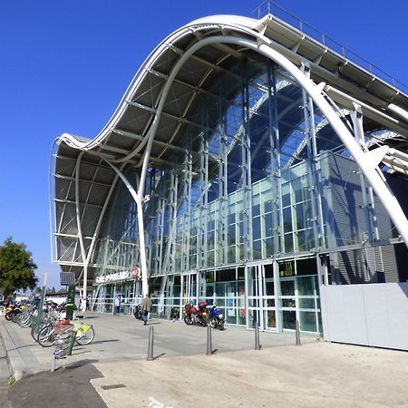37M2 Lumineux Face Gare Sncf, Wifi Et Cafe Et The Offerts Apartment Orleans Ngoại thất bức ảnh